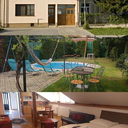 Pension Archa Mikulov Exteriör bild
