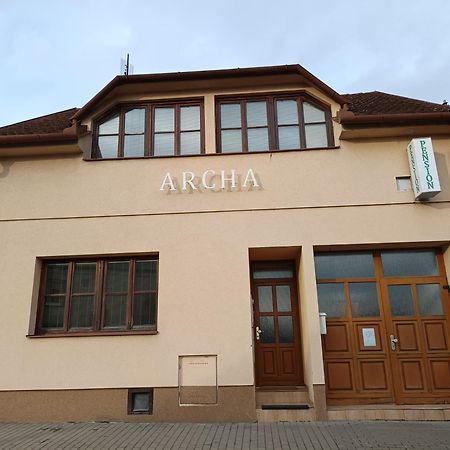 Pension Archa Mikulov Exteriör bild