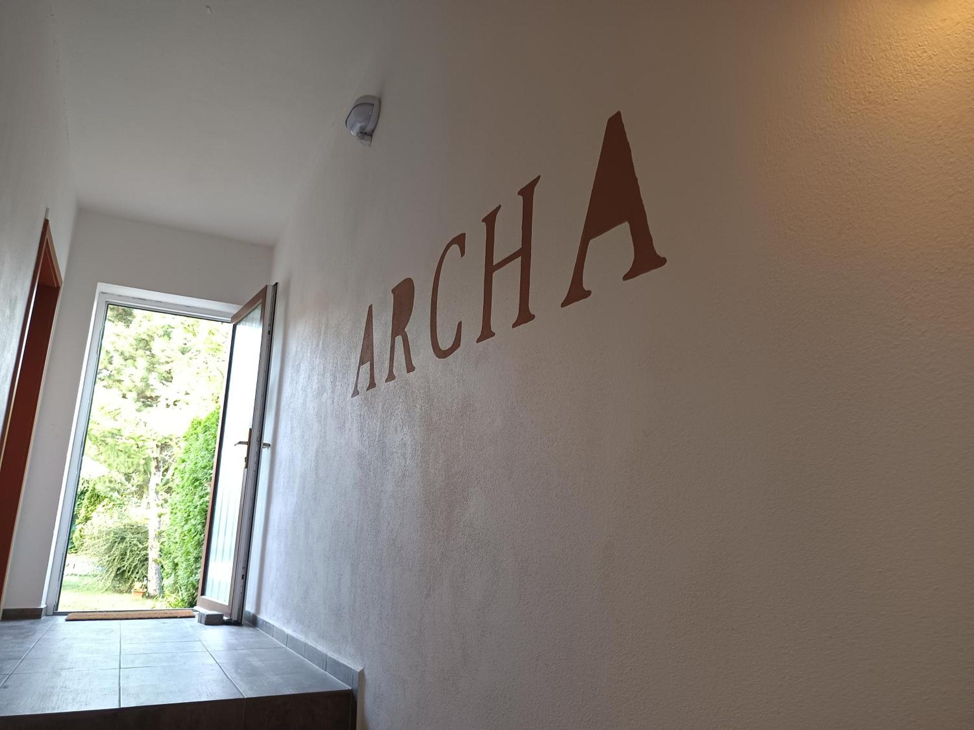 Pension Archa Mikulov Exteriör bild